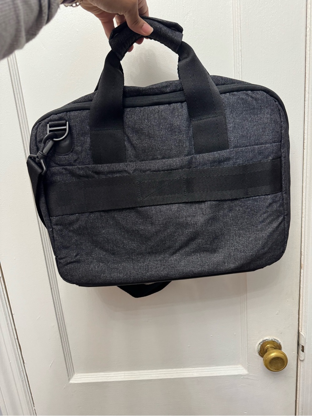 Uniqlo Classic Laptop Bag With Red Accents View 2